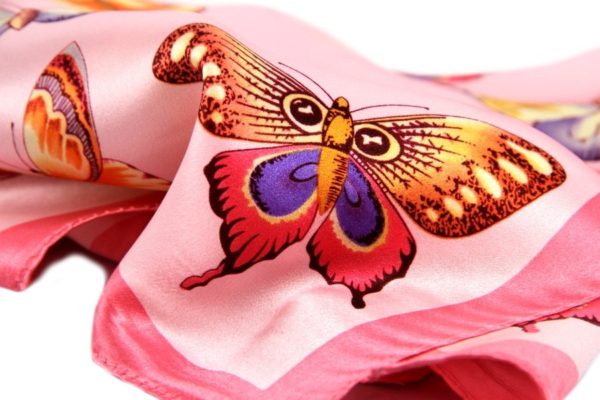 princesse-foulard-carre-butterflies